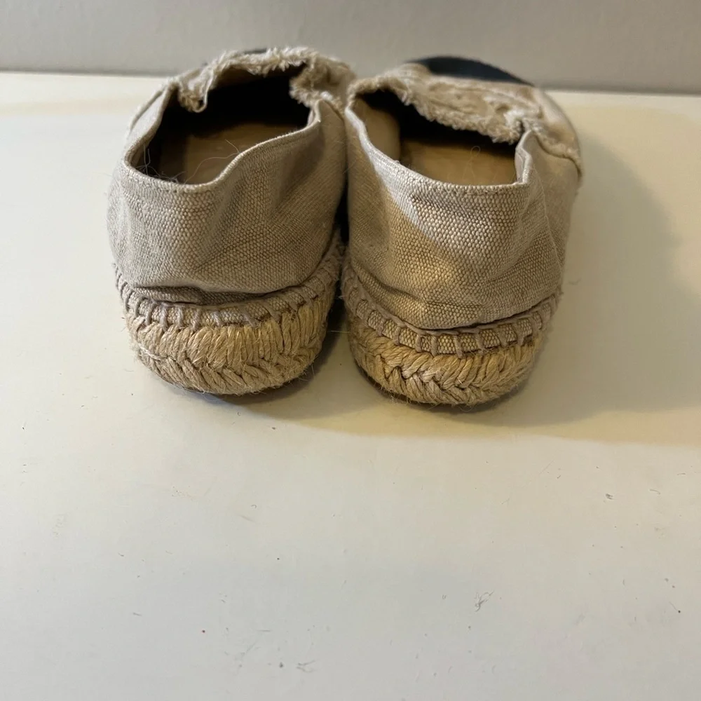 Chanel Espadrilles. Classic Chanel style. Size 37. - Picture 6 of 7